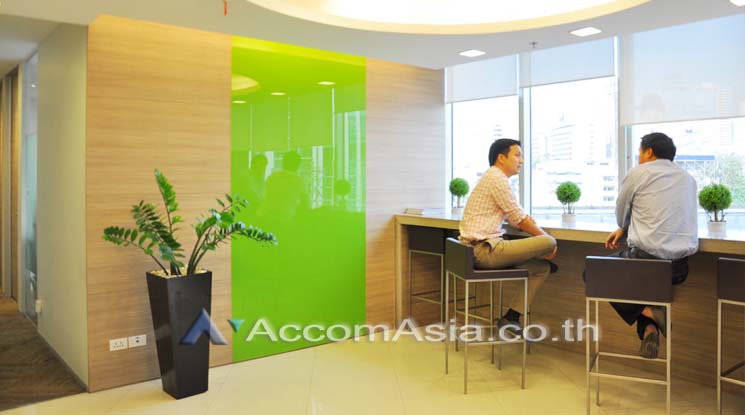 14  Office Space For Rent in Ploenchit ,Bangkok BTS Ploenchit at Q House Ploenchit Service Office AA10287